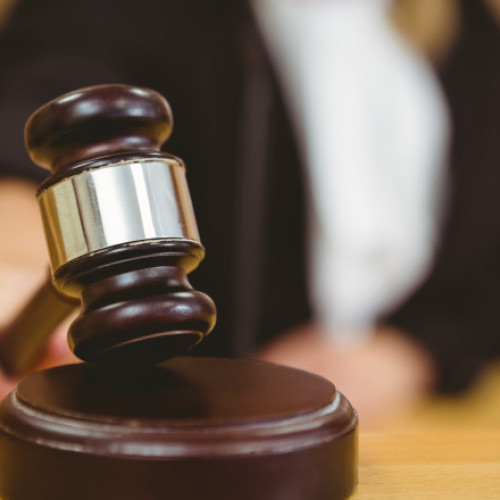 Doi foști procurori din Cluj au câștigat în instanță anularea impozitului pe pensie