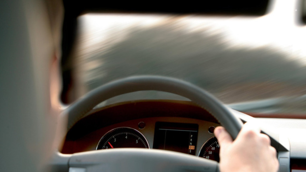 tânăr de 17 ani din Timișoara, implicat în accident după furt de microbuz