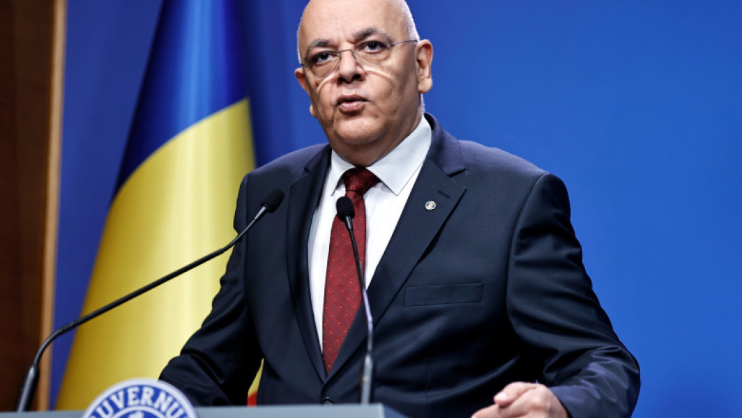 Raed Arafat vorbește despre curățarea lacului Izvorul Muntelui din Neamț