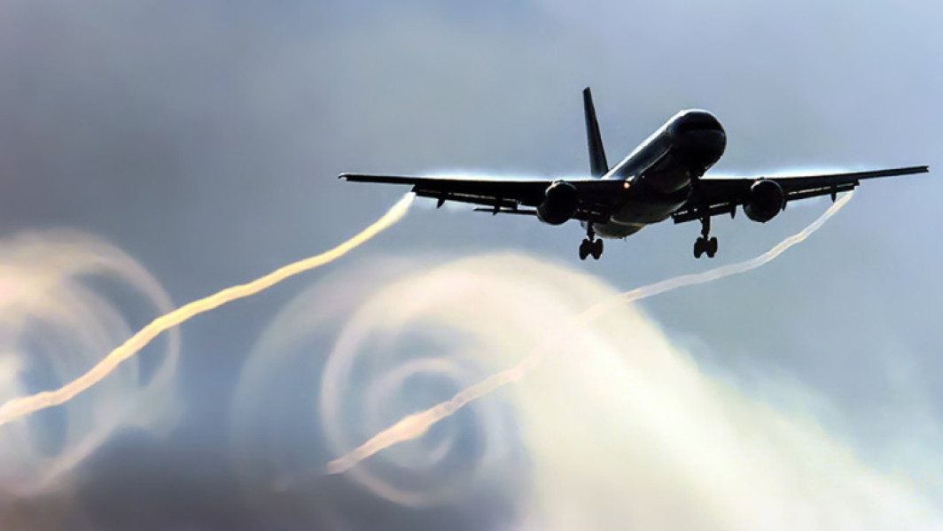 Schimbările climatice pot crește turbulențele în zborurile aeriene