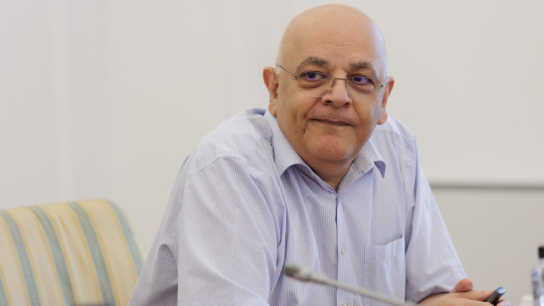Raed Arafat avertizează asupra riscului aglomerării urgențelor medicale din cauza pacienților care nu au nevoie de tratament