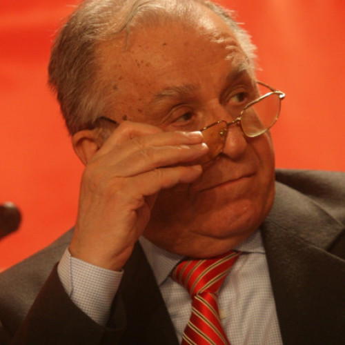 Ion Iliescu, primul președinte al României după Revoluție, a decedat la vârsta de 95 de ani, după o internare la spitalul Agrippa Ionescu din Capitală în luna iunie. Potrivit digi24.ro, fostul lider a fost subiectul unui ultim interviu acordat lui Ionut Vulpescu, cu câteva zile înainte de internare, în care a transmis un mesaj pentru români.