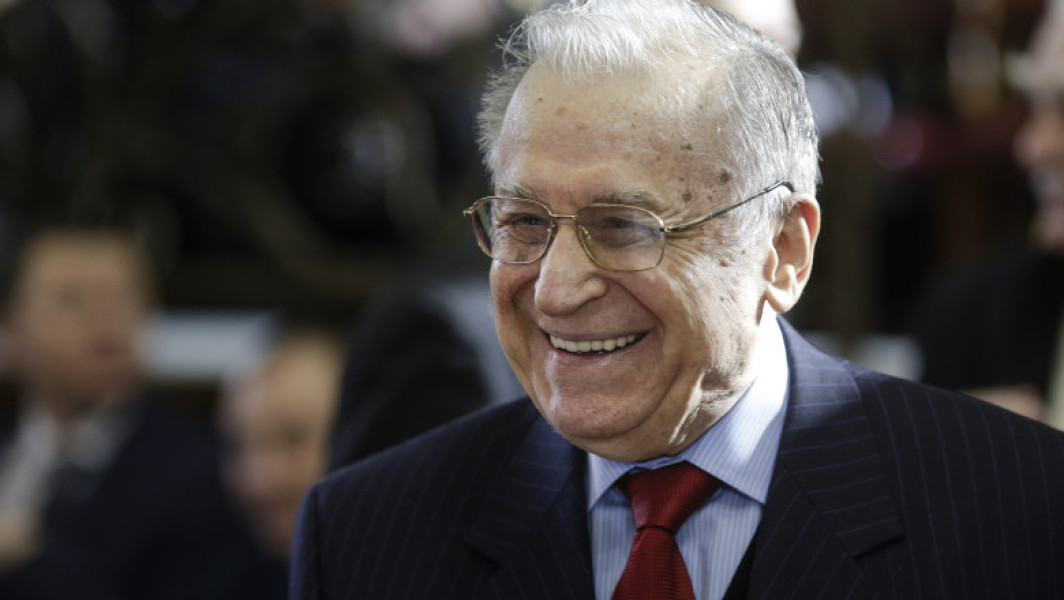 Ion Iliescu, primul președinte al României de după Revoluția din 1989, a încetat din viață la vârsta de 95 de ani. Potrivit informațiilor, fostul șef de stat fusese internat în luna iunie la spitalul Agrippa Ionescu din București. Anterior, chiar în ultimele zile, Iliescu a acordat un interviu în care a vorbit despre frica de moarte și despre modul în care a trăit viața.