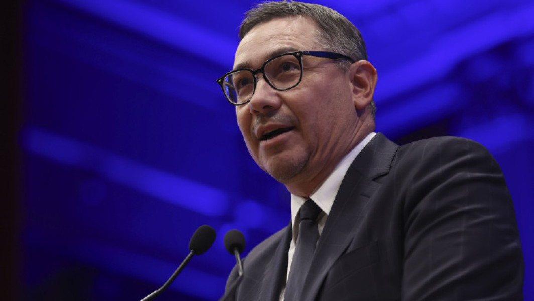 Victor Ponta aduce un omagiu lui Ion Iliescu după decesul fostului președinte