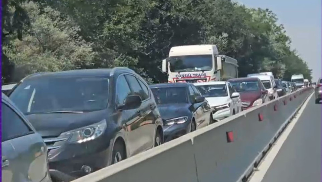 trafic aglomerat pe drumul national 39 spre sudul litoralului