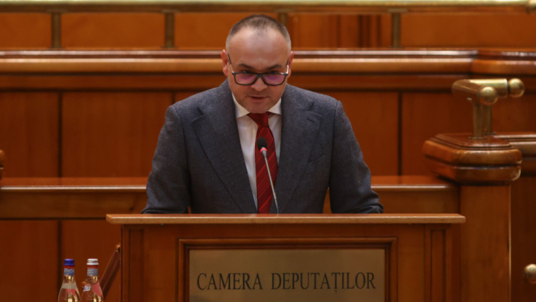 Voicu Vuscan anunță că va vota prima moțiune de cenzură împotriva guvernului USR-PSD