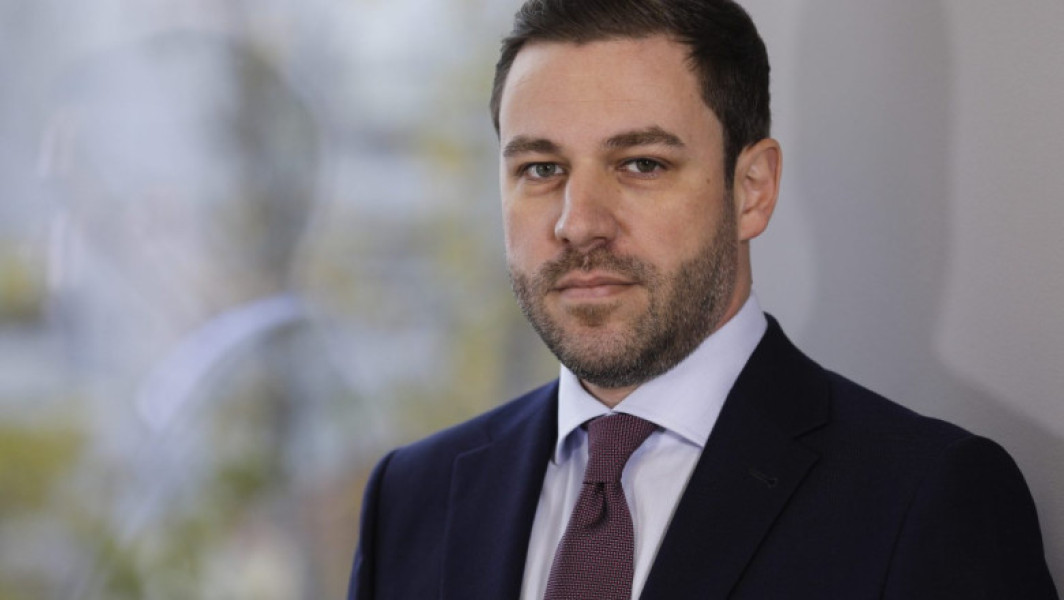 antreprenori români, trebuie să privească firmele pe care le înființează ca pe active de valoare, nu doar ca surse de venit. Laurentiu Stan, CEO-ul companiei de consultanță antreprenorială Kapital Minds, afirmă că este important să aștepți un randament și să gestionezi corect aceste active.