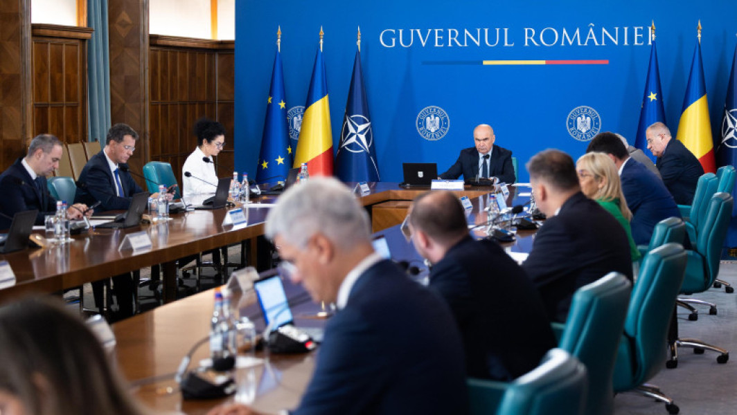Guvernul va restricționa transferurile și detașările între instituțiile statului până la sfârșitul anului 2026