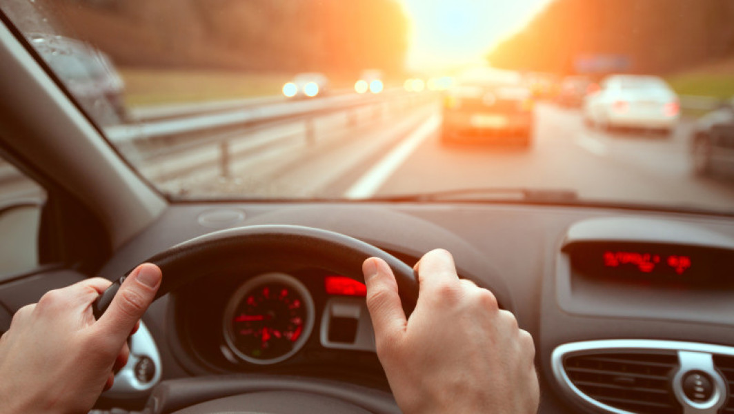 Val de nereguli în trafic pe autostrada Soarelui în timpul revenirii din vacanța de Sfânta Maria