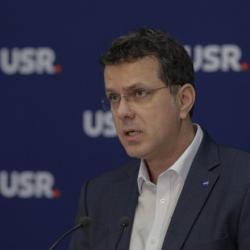Mosteanu: Pachetul fiscal-bugetar va fi împărțit în cinci pachete pentru a evita respingerea de către CCR