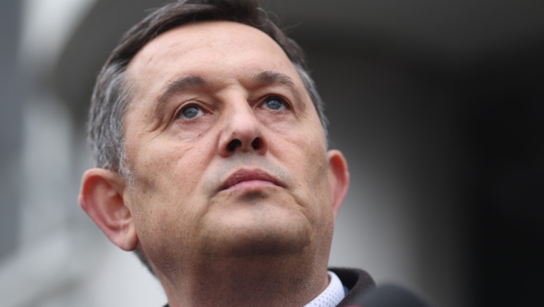 europarlamentarul AUR Gheorghe Piperea avertizează despre planurile Opoziției de a depune șase moțiuni de cenzură