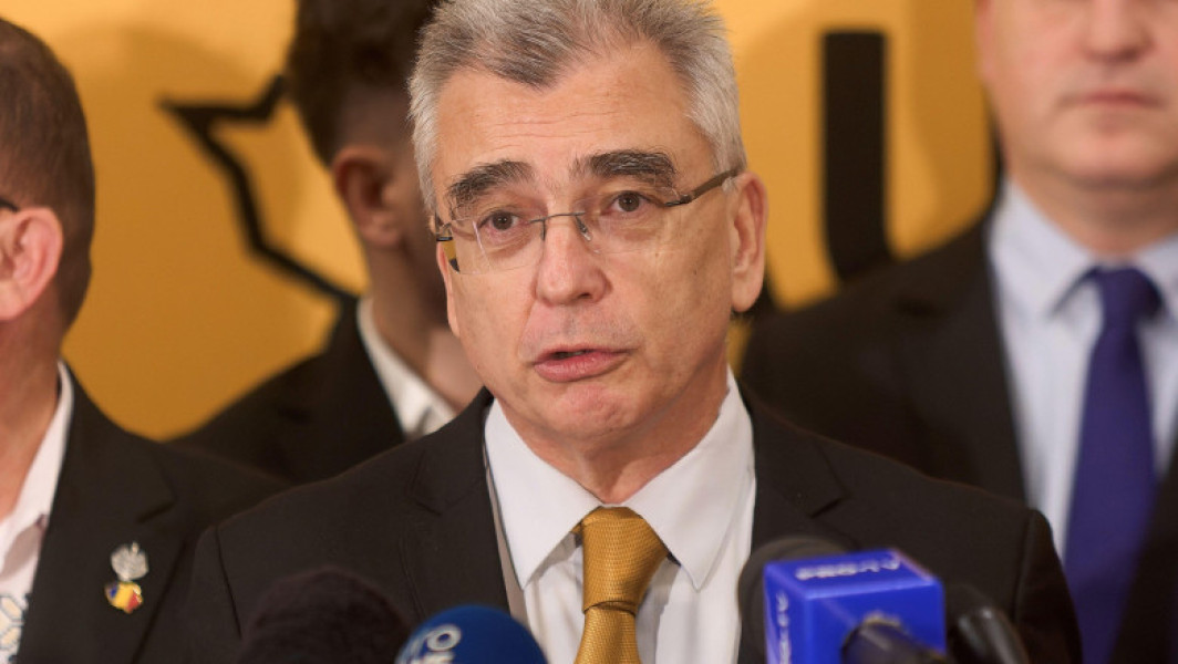 AUR depune patru moțiuni de cenzură în contextul asumării răspunderii guvernului