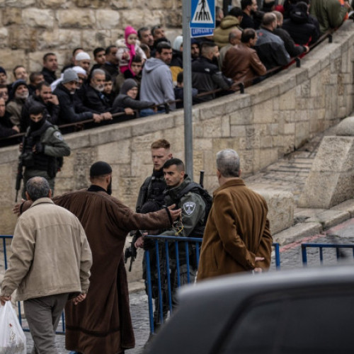 Israel limitează accesul la Moscheea Al-Alqsa de Ramadan, Hamas denunță restricțiile "criminale