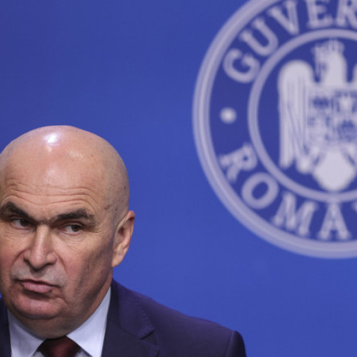 Premierul Ilie Bolojan spune că demisia nu este soluția, iar pachetul de reforme este esențial