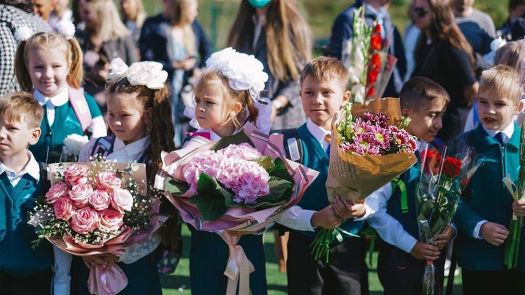 Deschiderea noului an școlar la Iași: festivități, emoții și transport