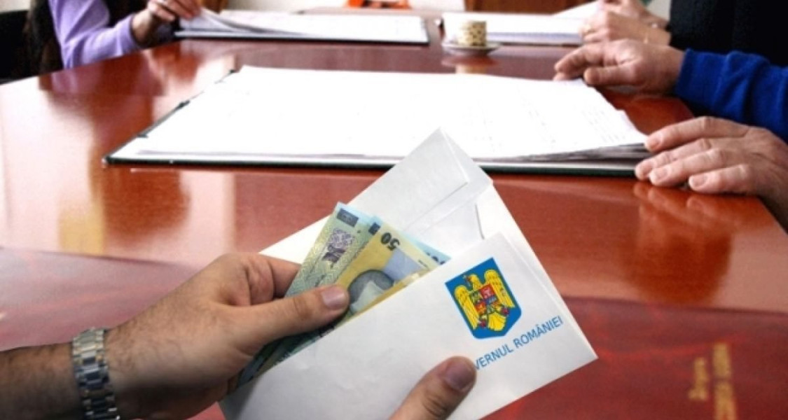 Ministrul Educaţiei: Suma pentru plata cu ora era de 2,7 miliarde de lei pe an. Salariul nu scade
