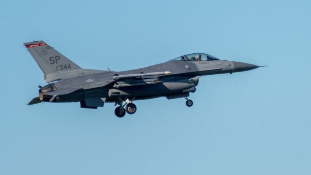 Avioane americane de luptă interceptate avioane militare rusești în largul Alaskăi