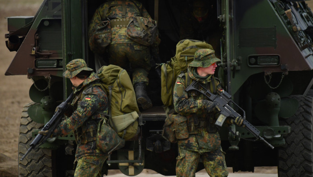 Exerciții militare în Hamburg și discuții UE despre apărarea contra dronelor