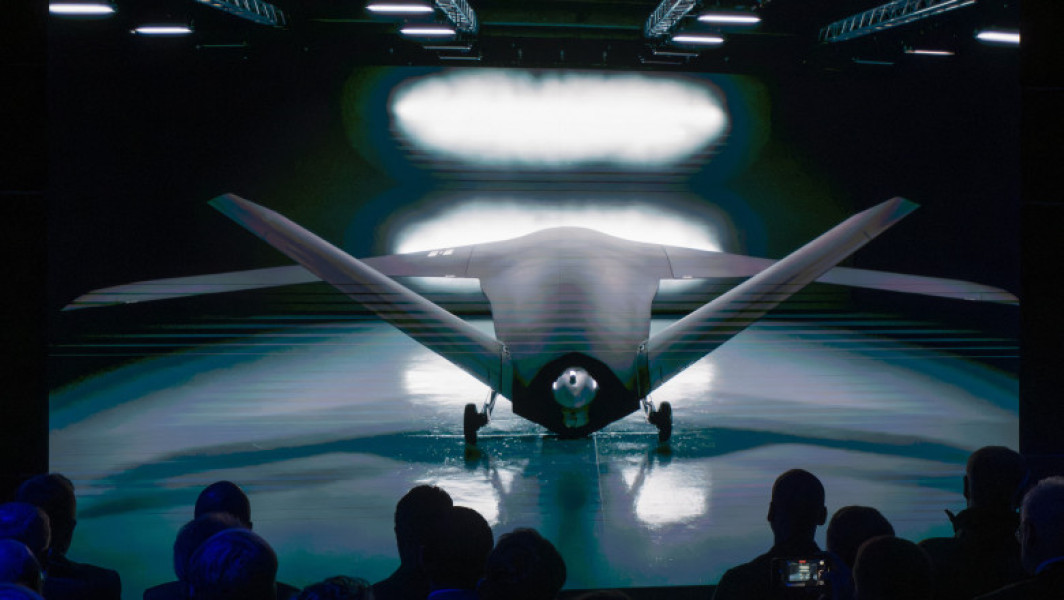 Startup-ul german Helsing prezintă drona autonomă de atac CA-1 Europa