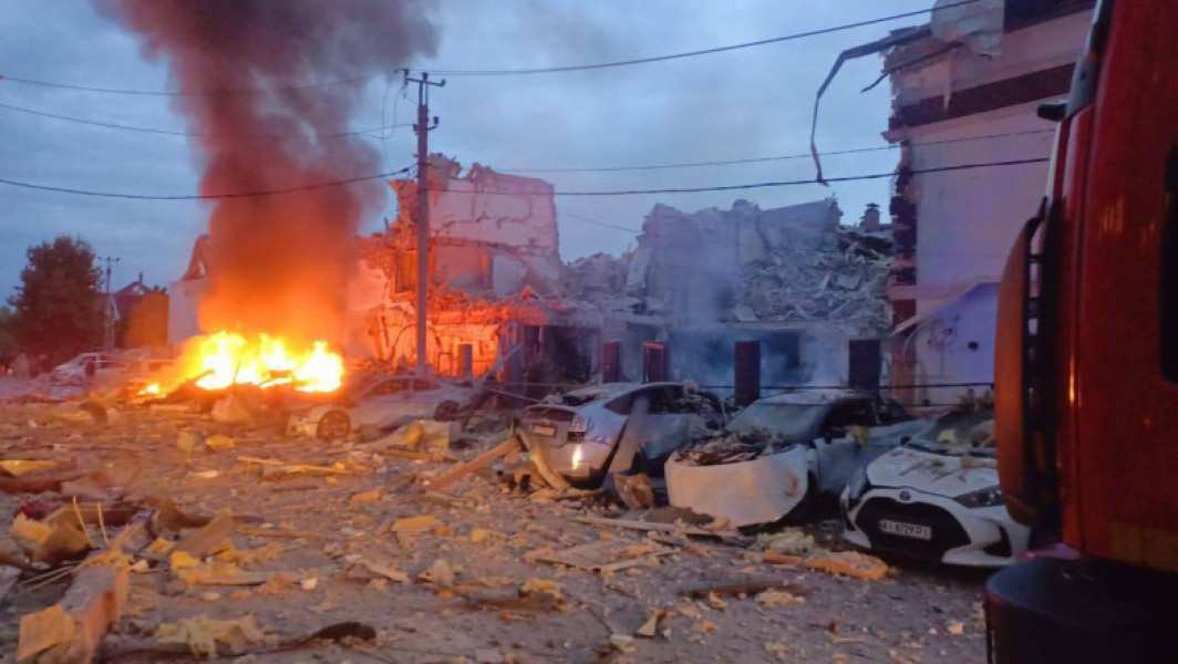 Rusia a lansat un atac aerian masiv în Ucraina provocând răniți în Kiev și Zaporojie