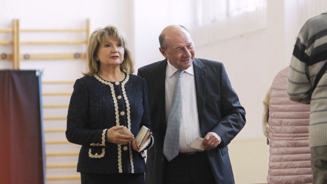 Maria Băsescu a votat la ambasada Moldovei din București la alegerile parlamentare
