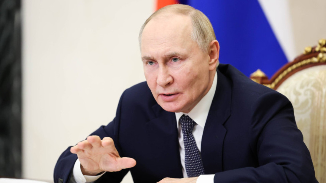 Fost șef MI5 susține că Marea Britanie ar putea fi deja în război cibernetic cu Rusia