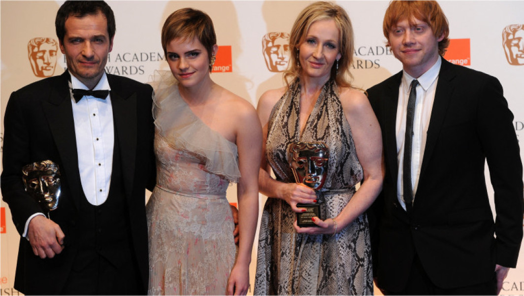 JK Rowling îl atacă dur pe Emma Watson după comentariile despre susținerea fanilor trans
