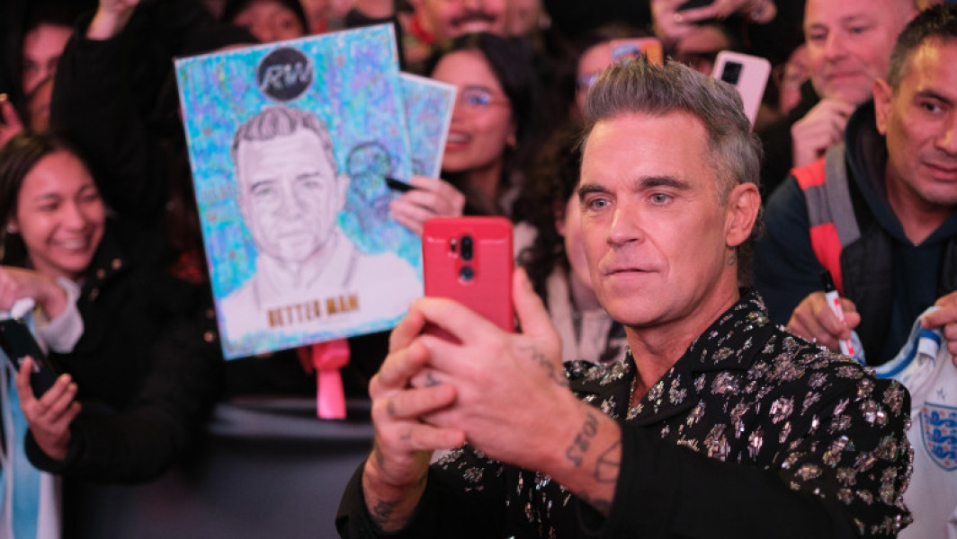 Doi oficiali bulgari acuzați de luare de mită în timpul concertului lui Robbie Williams