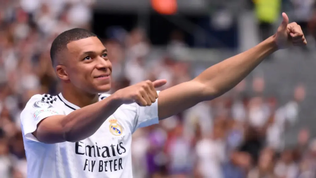 Real Madrid câștigă cu 5-0 în Liga Campionilor și Mbappé doboară un record european