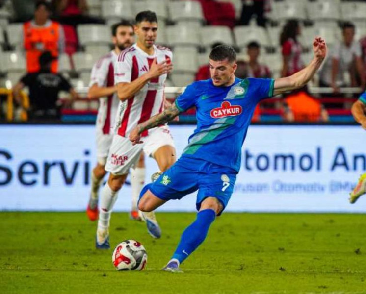 Valentin Mihăilă a marcat un gol spectaculos pentru Rizespor în victoria 5-2 la Antalyaspor