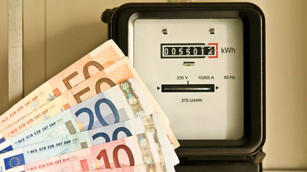 Prețul energiei electrice pentru consumatorii casnici ar putea ajunge la 1 leu pe KWh
