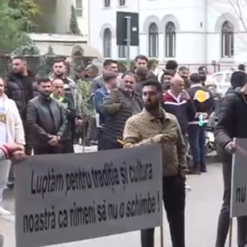 Romii din Târgu Jiu protestează față de interzicerea căsătoriilor între minori
