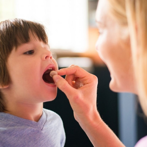 Medicii atrag atenția asupra riscurilor unui exces de vitamina D