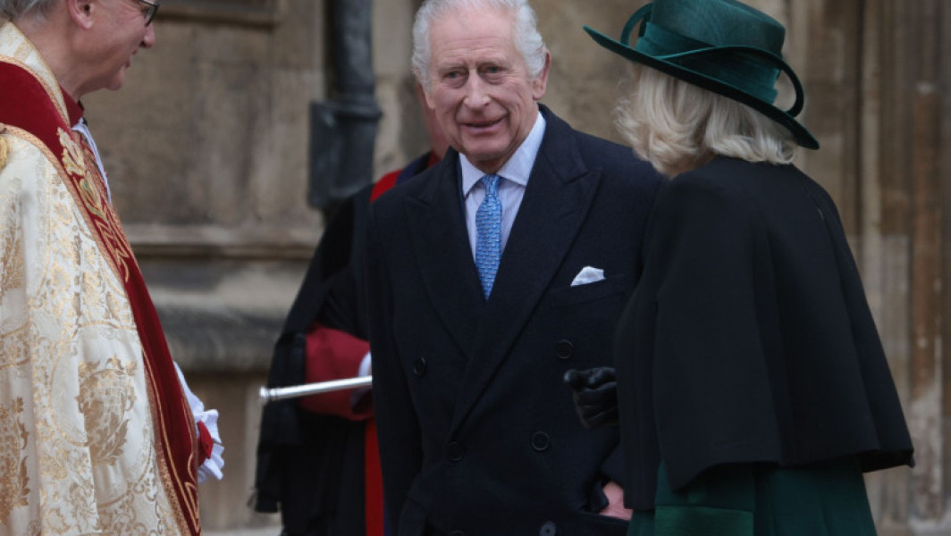 Regele Charles revine în public după lupta cu cancerul. Suveranul participă la slujba de Paște la Windsor