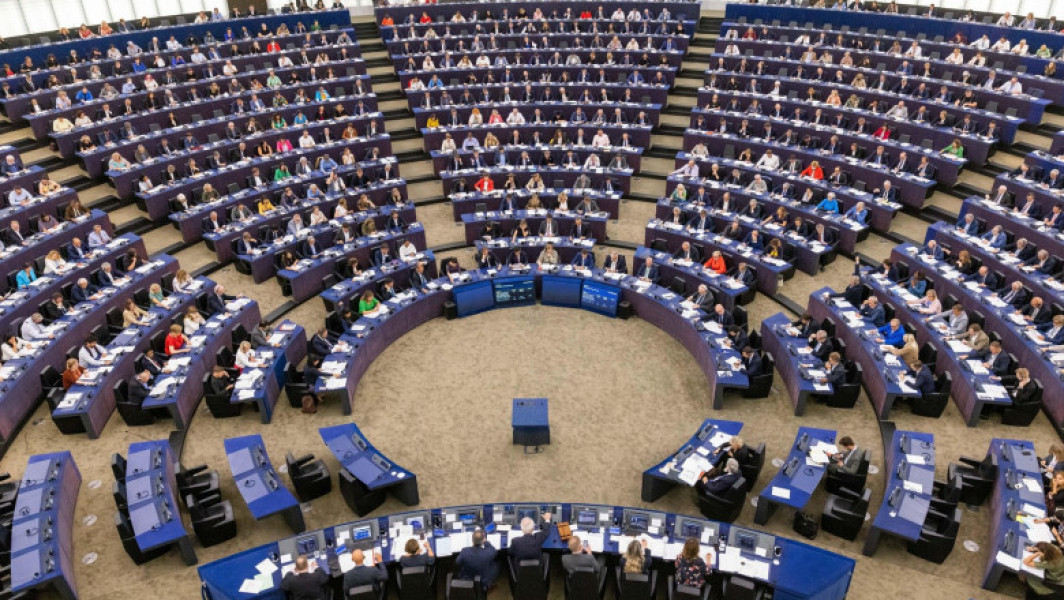 „Am făcut istorie”. O reformă majoră privind migrația a fost adoptată de Parlamentul European