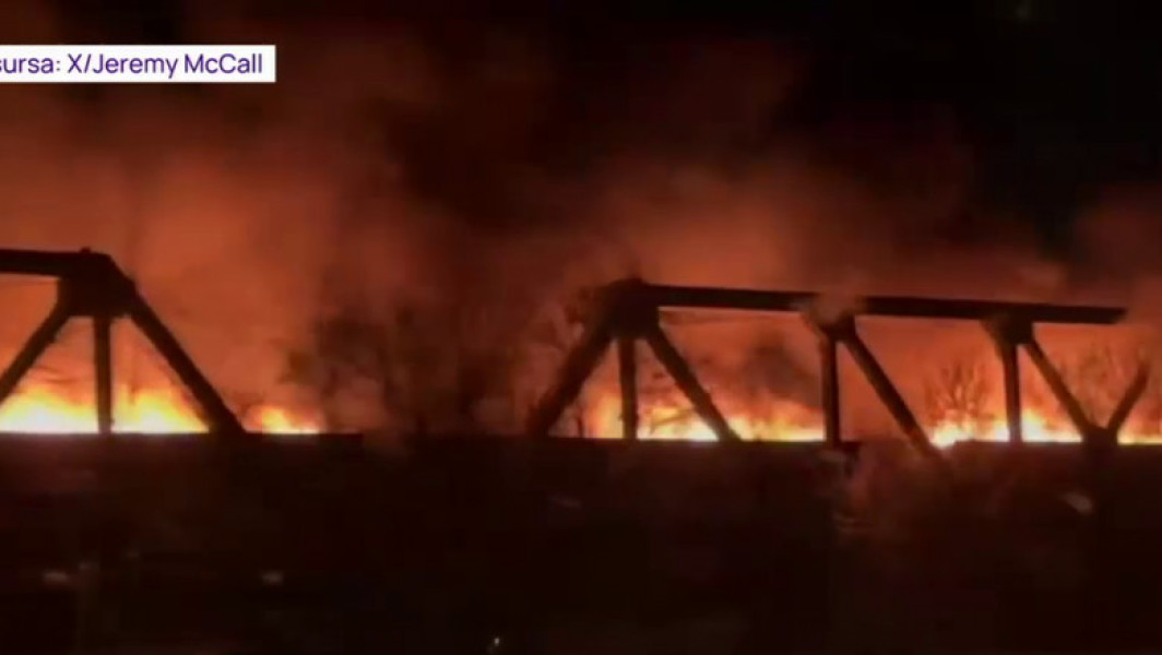 INCENDIU PUTERNIC LA UN TREN ÎN CANADA: Urmărește imagini șocante în timp ce trenul izbucnește în flăcări în mers