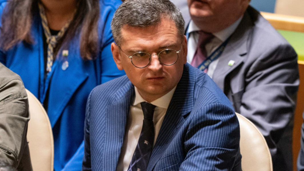 „Era păcii în Europa s-a încheiat”: Ministrul ucrainean de externe avertizează că aliații trebuie să-şi crească producţia de armament