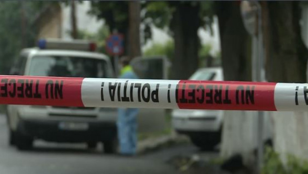 Accident mortal, miercuri dimineața, pe un drum județean din Suceava - Șofer în stare de ebrietate găsit suspect după că a lovit mortal un pieton în locuința sa.
