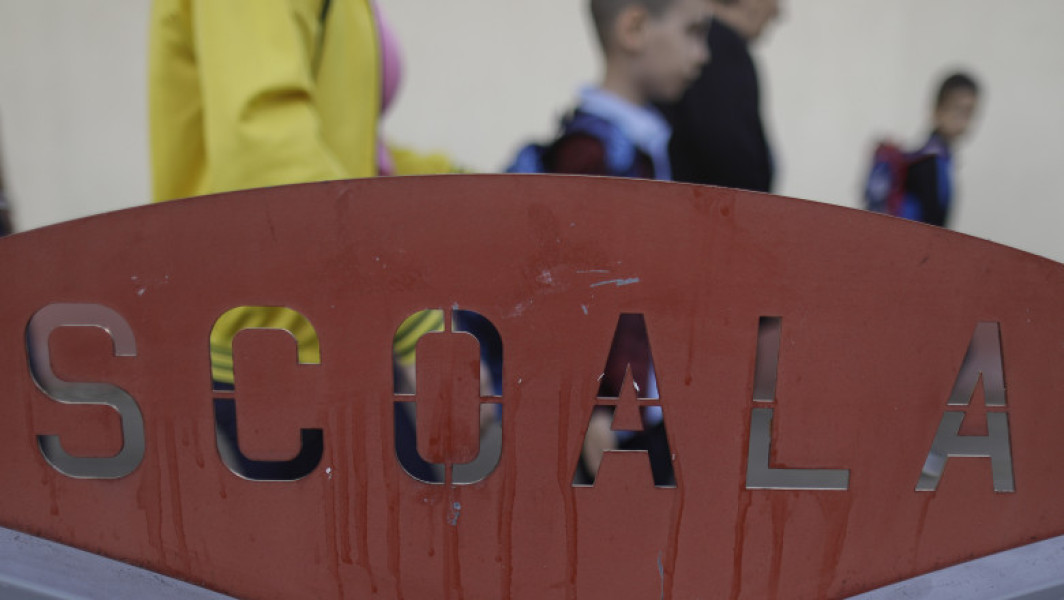 Părinții din Bihor, condamnați pentru retragerea copiilor de la școală: 40 de zile de muncă în folosul comunității