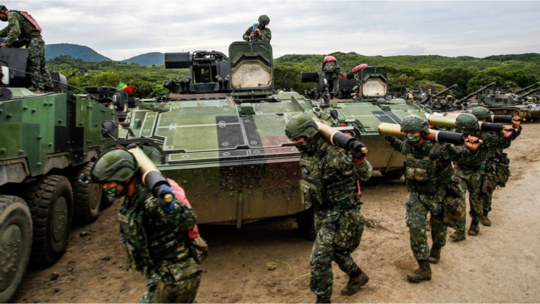 Arma invizibilă și bătălia din spațiu: Care sunt cele 5 domenii militare cheie ce ar putea decide câștigătorul unui război SUA-China