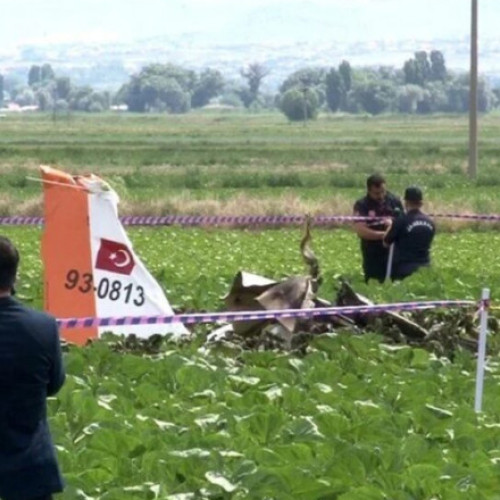 Doi piloți militari decedați în Turcia: Avion prăbușit și în flăcări