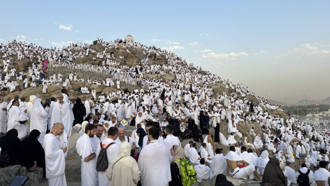 Șase persoane decedate din cauza căldurii în timpul pelerinajului Hajj spre Mecca